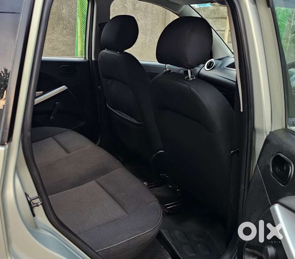 Ford Figo 2012-2015 Petrol Zxi, 2013, Petrol