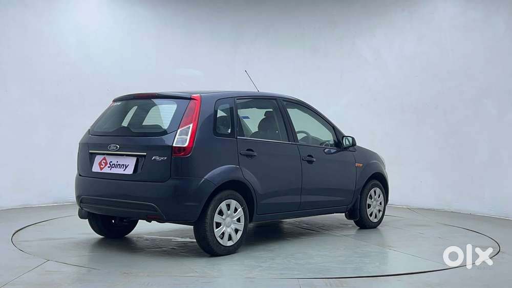 Ford Figo Petrol Zxi, 2013, Petrol