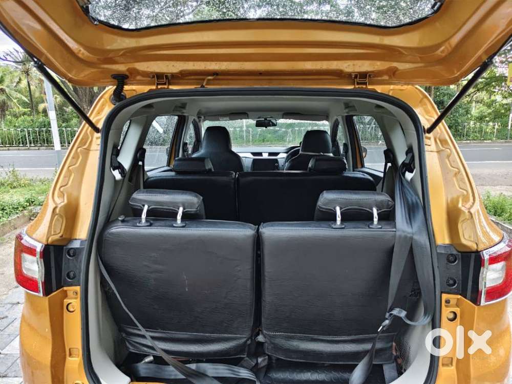 Renault Triber Rxz Easy-r Amt, 2021, Petrol