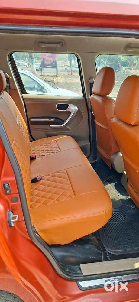 Mahindra Tuv 300 T8, 2016, Diesel