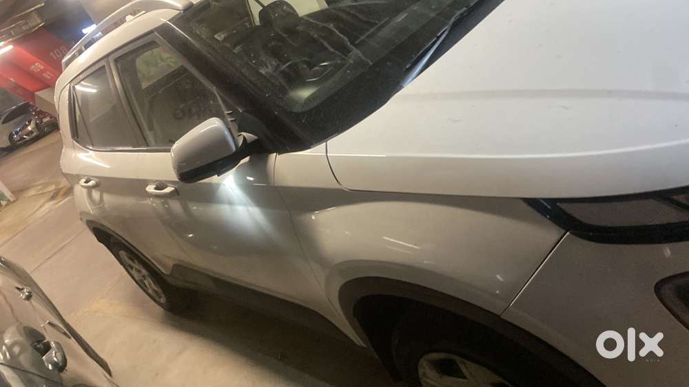 Hyundai Venue Petrol 2023