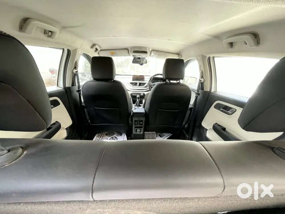 Tata Altroz Xz Plus Petrol 2025