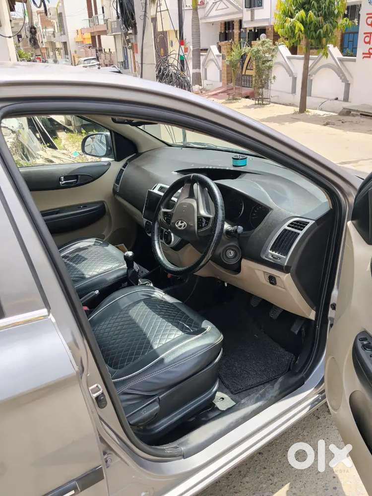 Hyundai I20 Sportz 2014