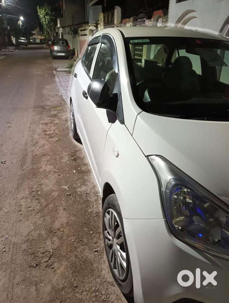 Hyundai 2019 Petrol Car