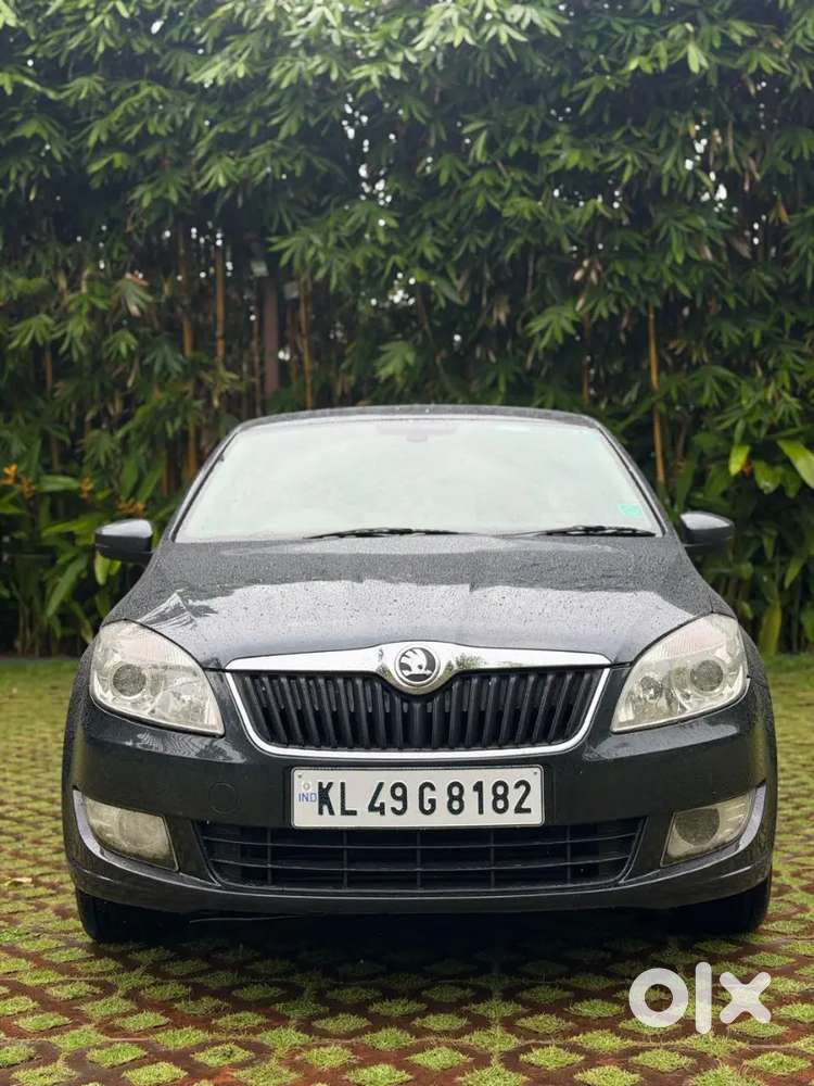 Skoda Rapid 1.5 Style Tdi  Diesel At Low Km Run