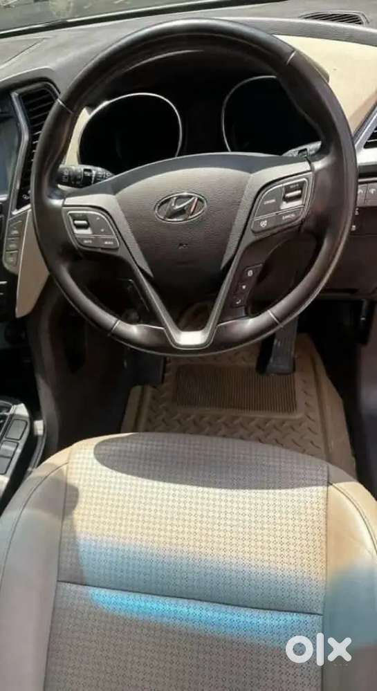 Hyundai Santa Fe Diesel 2016 Variant 4wd-at