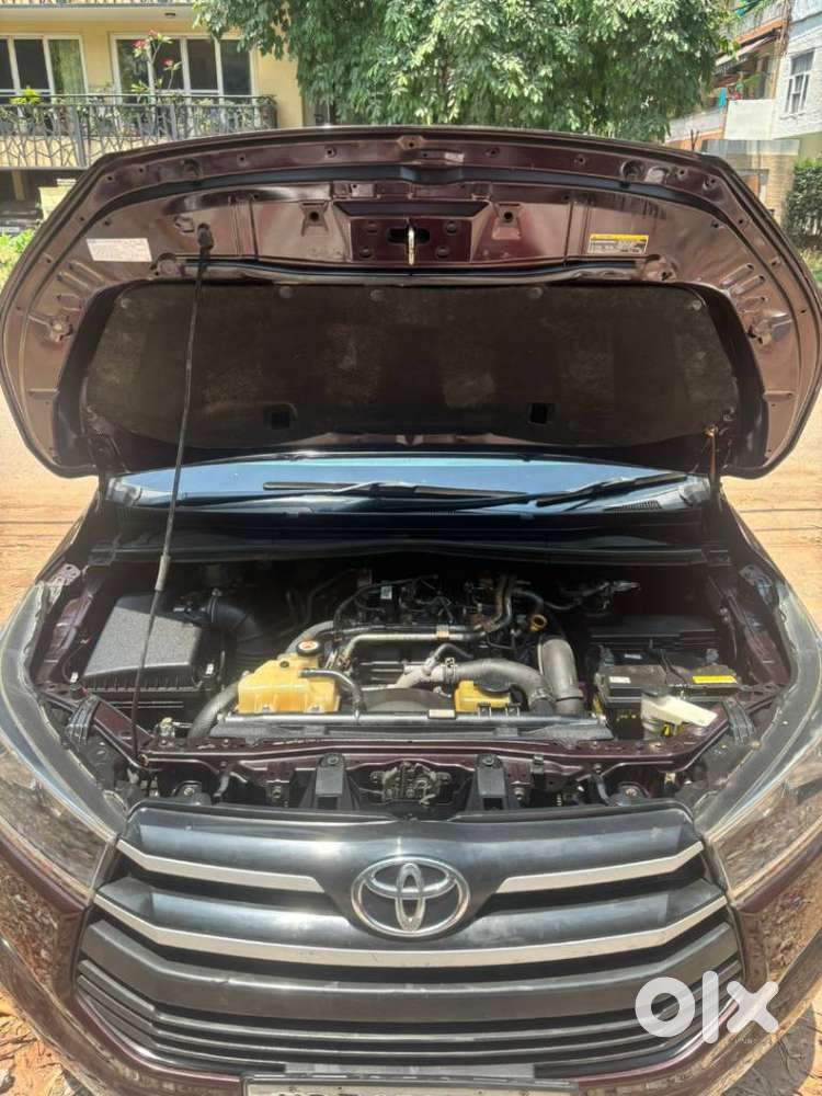 Toyota Innova Crysta 2.8 Gx At, 2022, Diesel