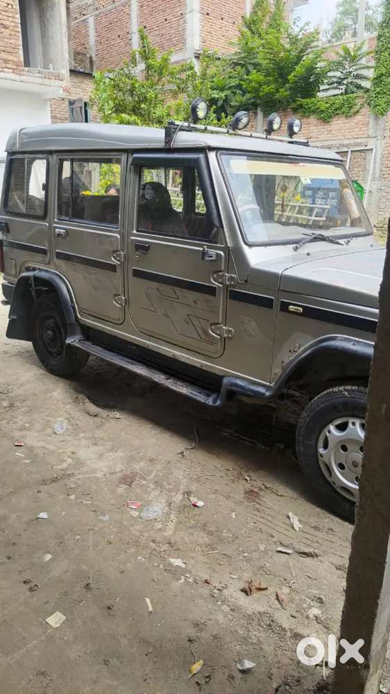 Mahindra Bolero Neo 2012