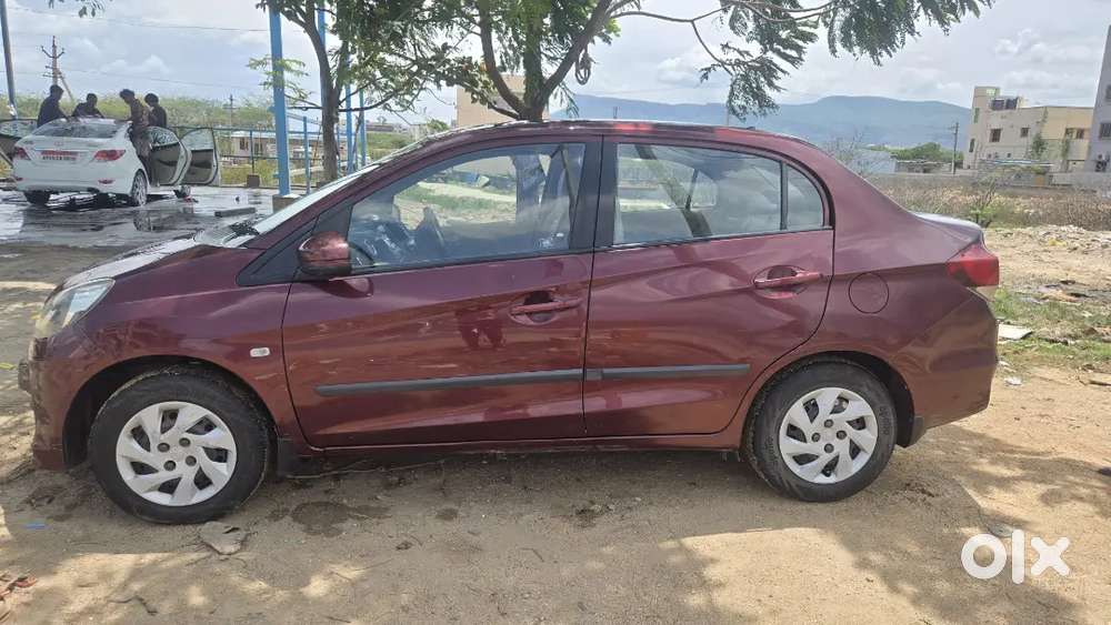 Honda Amaze 2015 Diesel Well Maintained