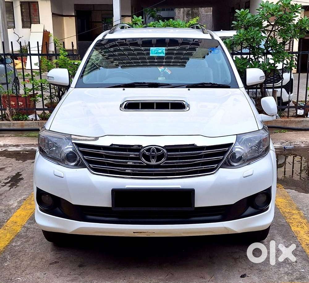 Toyota Fortuner 4x2 At, 2013, Diesel