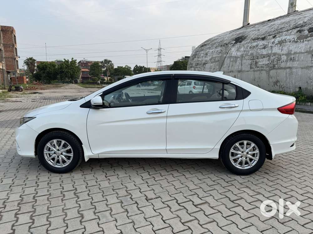 Honda City I-vtec Sv, 2018, Petrol