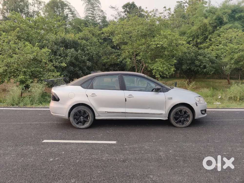 Volkswagen Vento 2011 Petrol Manual