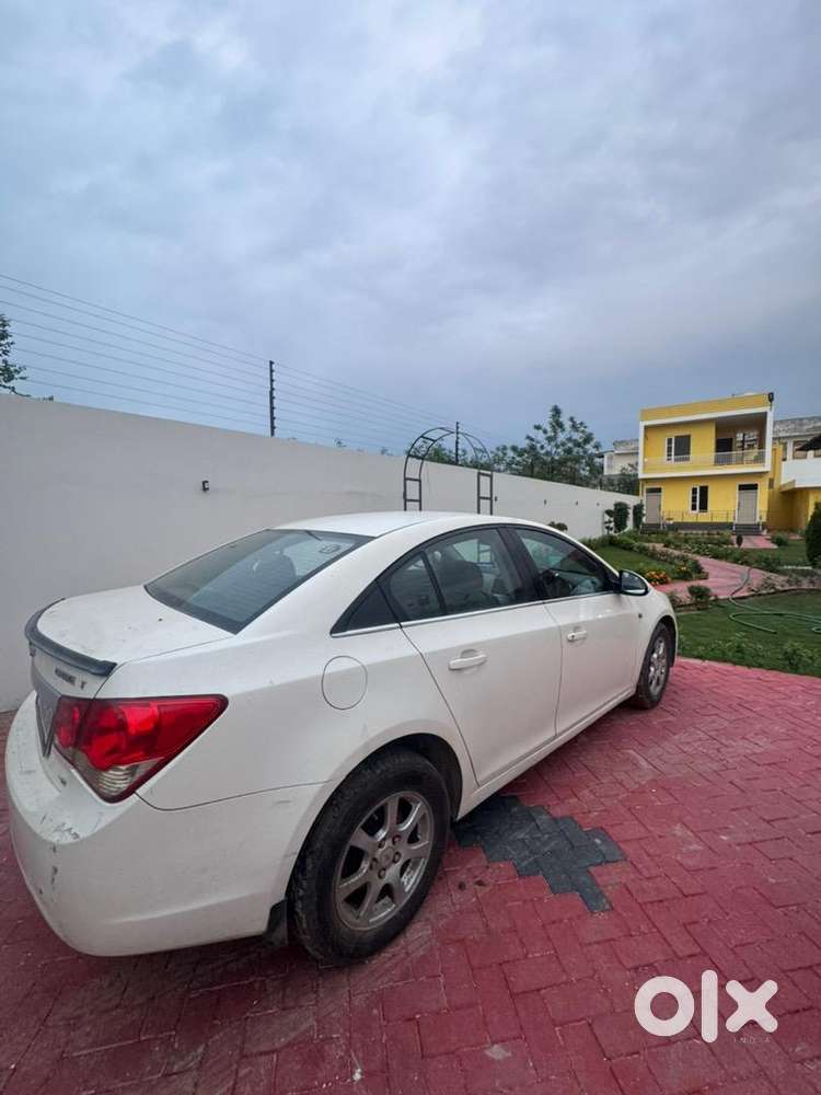 Chevrolet Cruze 2011 Diesel Good Condition