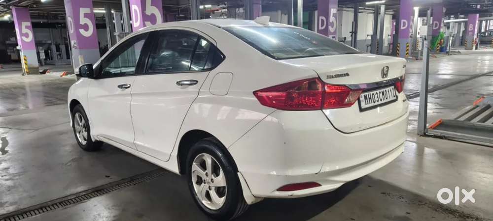 Honda City 1.5 V 4th Gen I-vtec Mt, 2016, Petrol