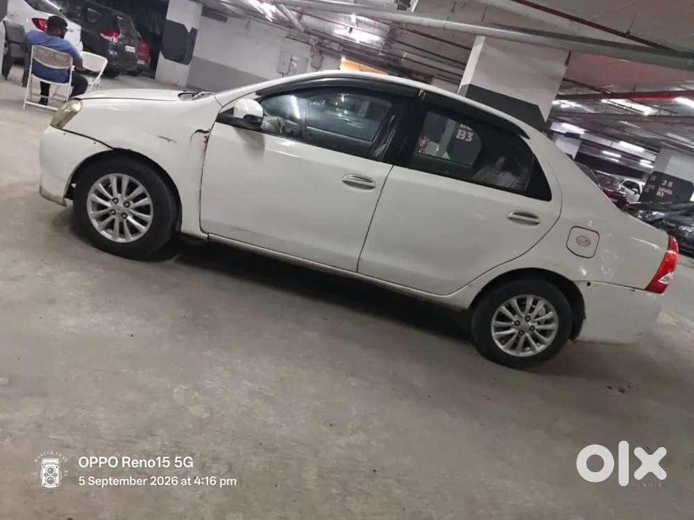 Toyota Etios V 2014