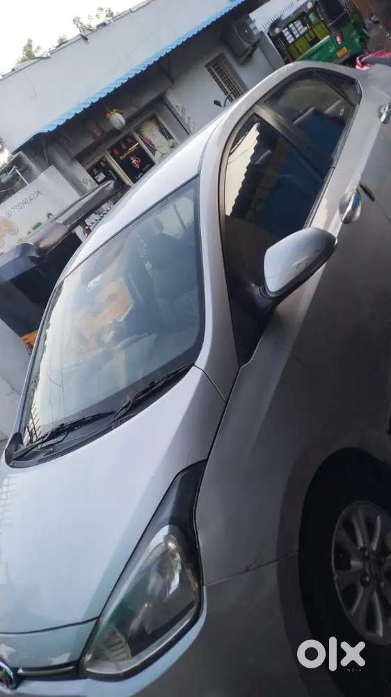 Hyundai Xcent 2015 Petrol 75000 Km Driven