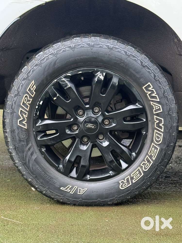 Ford Endeavour 3.2 Titanium At 4x4, 2017, Diesel