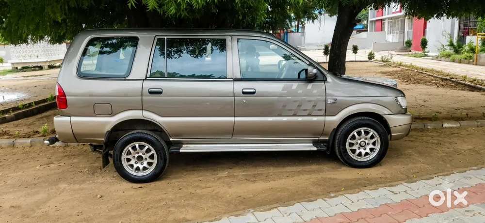 Chevrolet Tavera Lt 2012