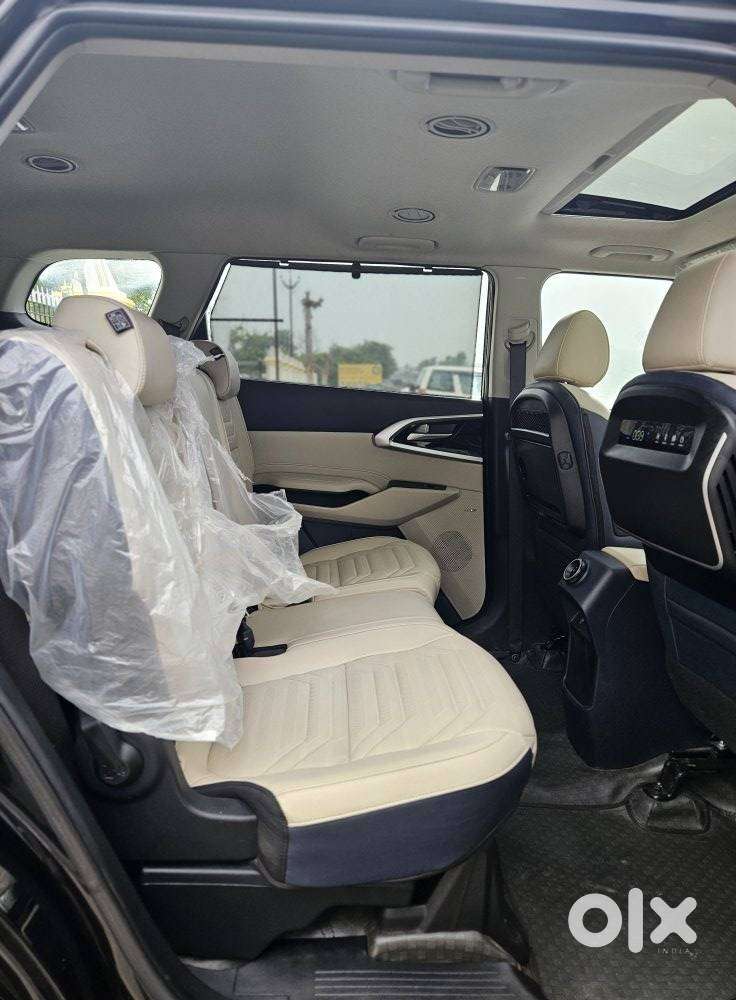 Kia Carens 1.5 Luxury Plus Diesel 6 Str, 2024, Diesel