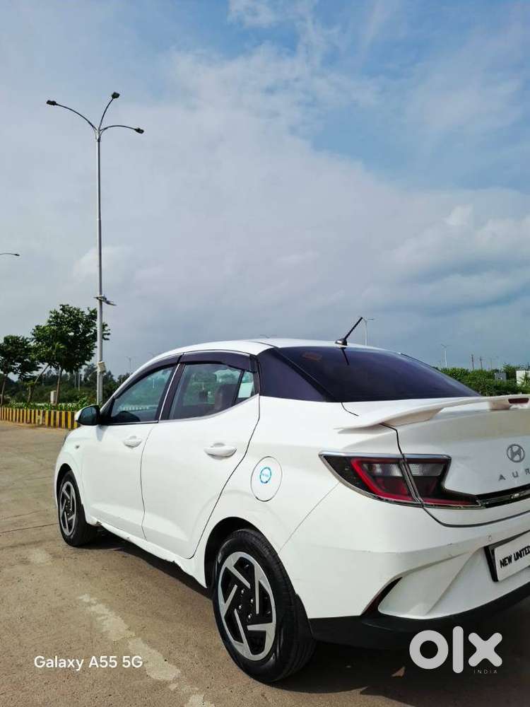 Hyundai Aura S Crdi Manual, 2024, Cng & Hybrids