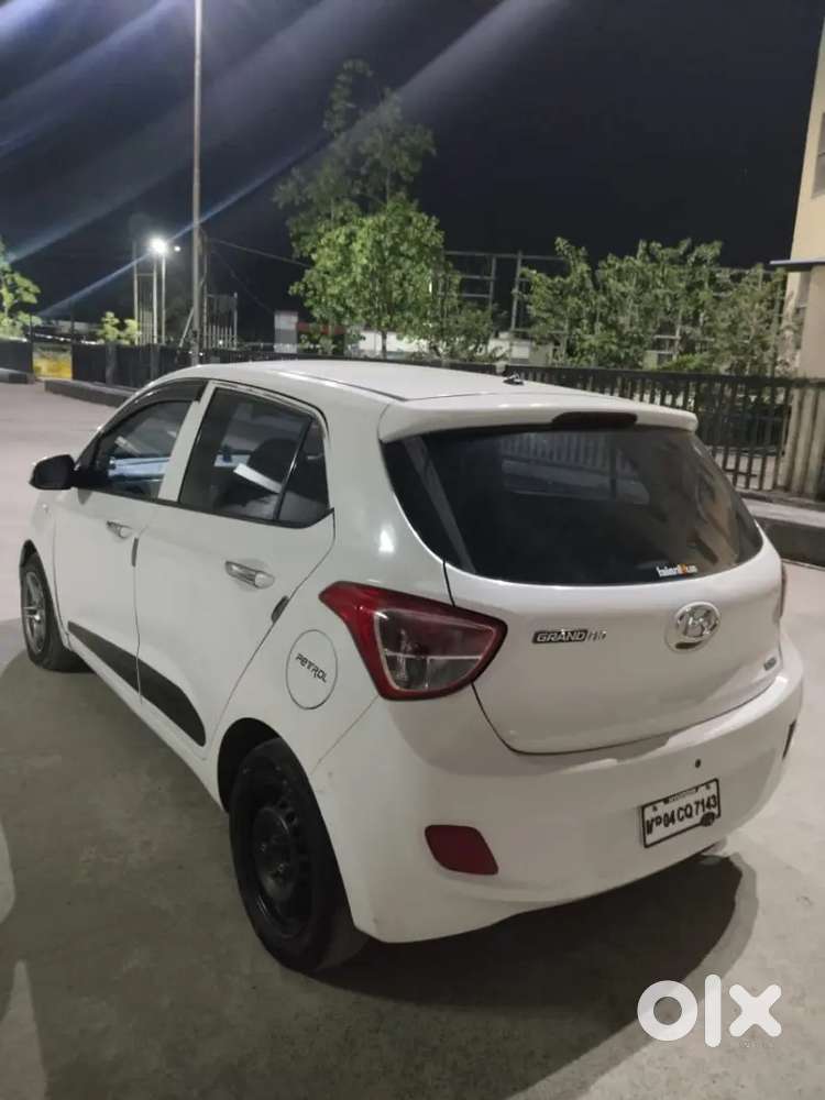 Hyundai Grand I10 2016 Petrol 60000 Km Driven