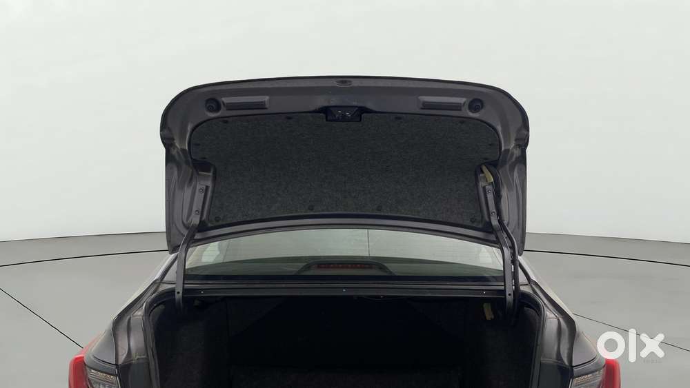 Honda City 1.5 Zx Cvt I-vtec, 2022, Petrol