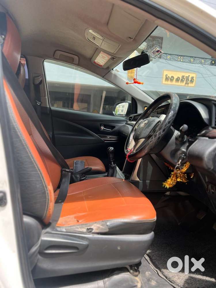 Toyota Innova Crysta 2.4 G Mt, 2017, Diesel