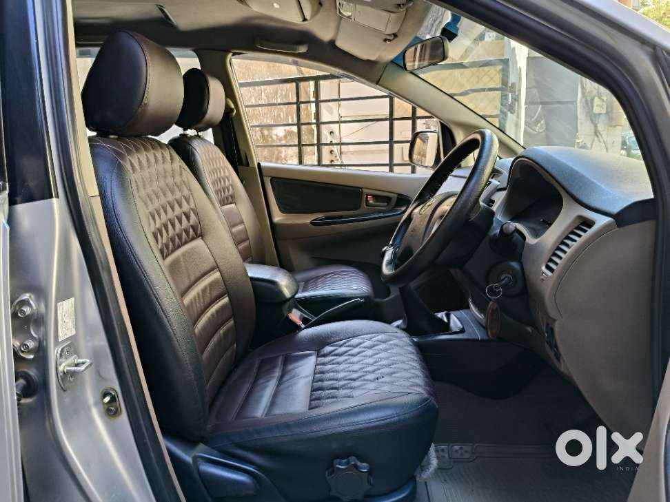 Toyota Innova 2.5 Gx (diesel) 8 Seater, 2015, Diesel