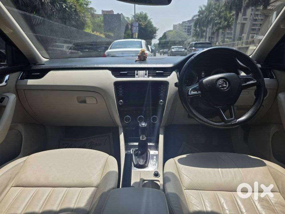 Skoda Octavia 2013-2017 Style Plus 1.8 Tsi At, 2017, Petrol