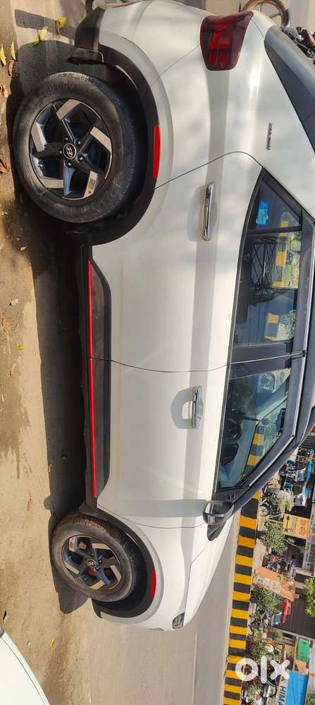Hyundai Venue 1.5 Crdi Sx (o) Dual Tone, 2021, Diesel