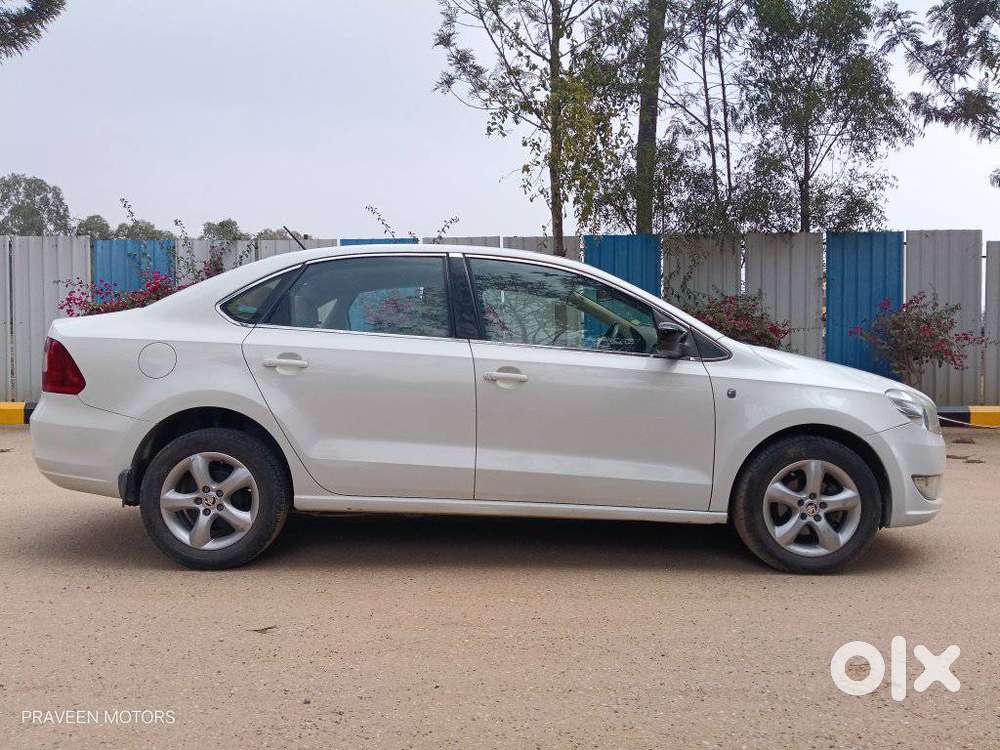 Skoda Rapid Elegance 1.6 Tdi Cr Manual, 2014, Diesel