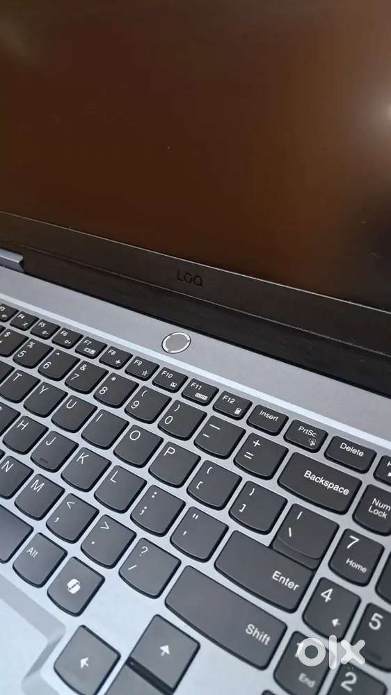 LENOVO LOQ 2024