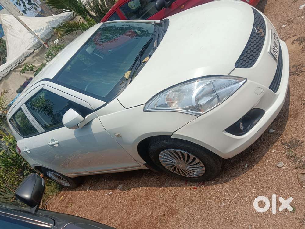 Maruti Suzuki Swift Lxi Optional-o, 2011, Petrol