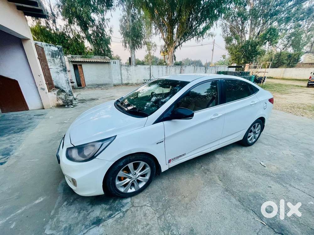 Hyundai Fluidic Verna 2012 Cng & Hybrids 62000 Km Driven