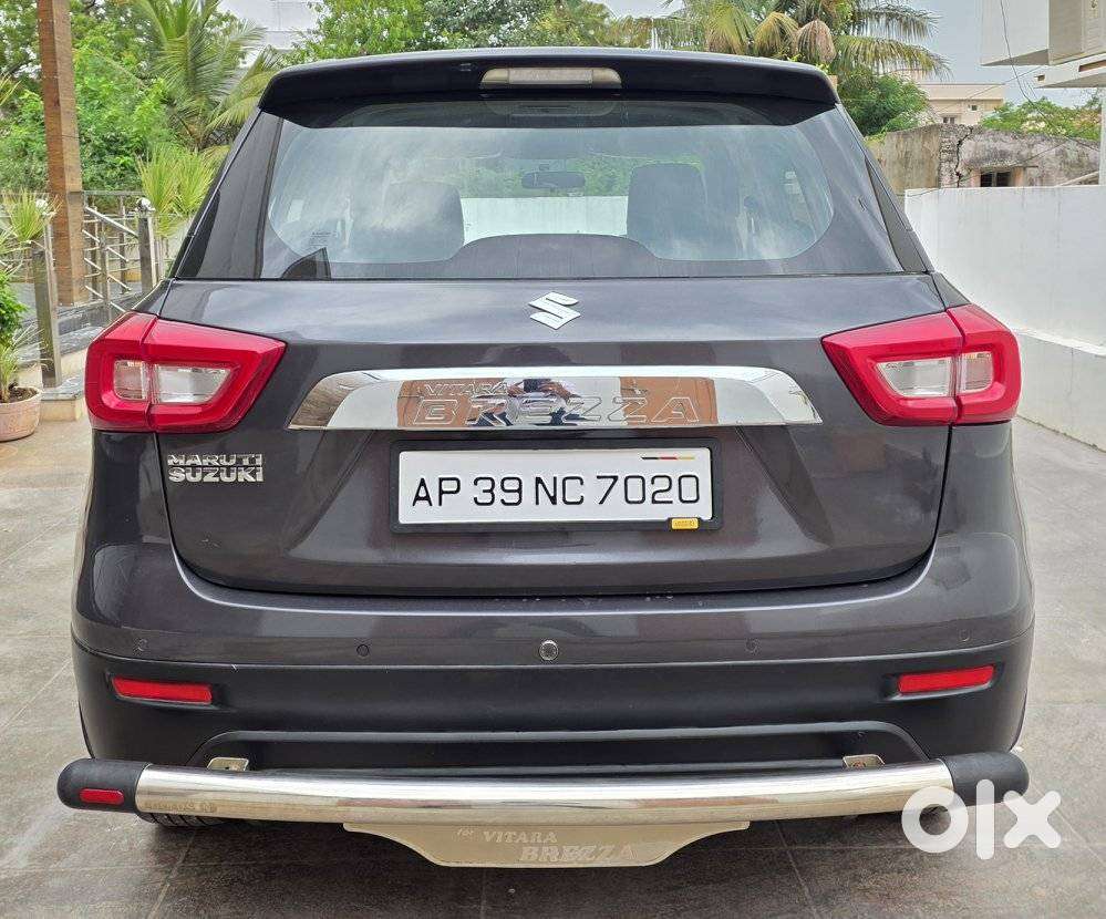 Maruti Suzuki Brezza 1.5 Vxi Smart Hybrid, 2022, Petrol
