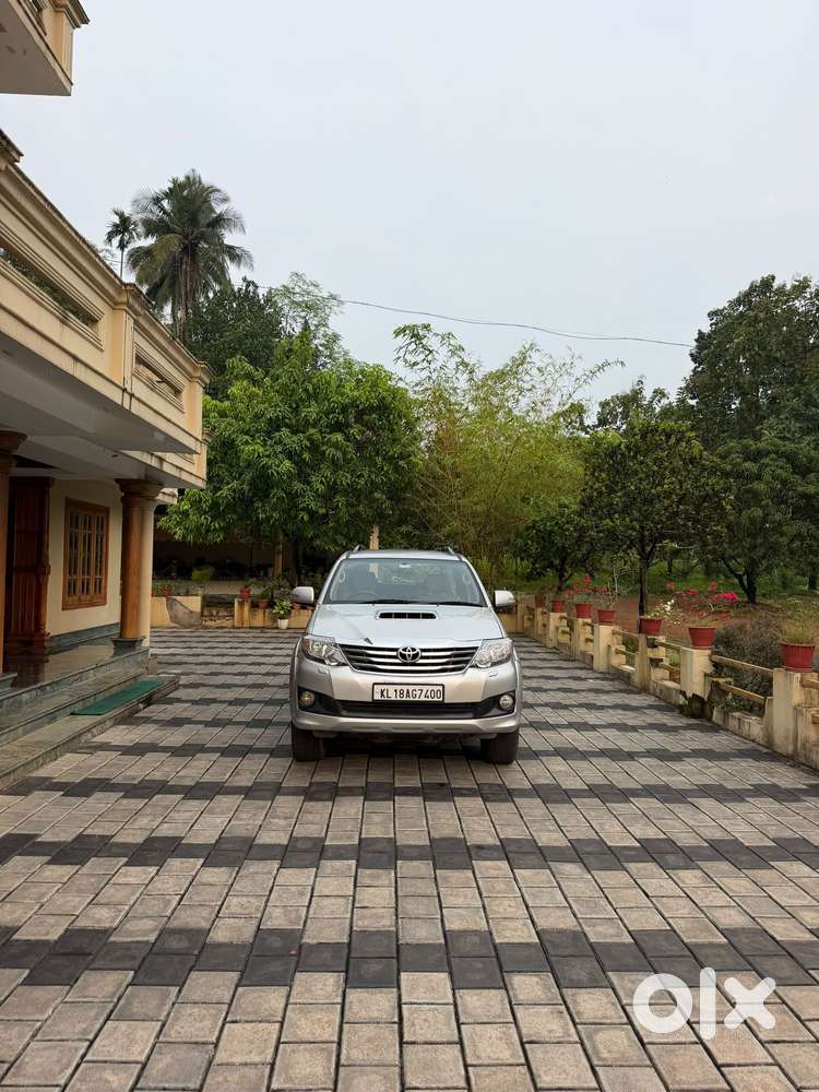 Toyota Fortuner 4x2 At, 2014, Diesel