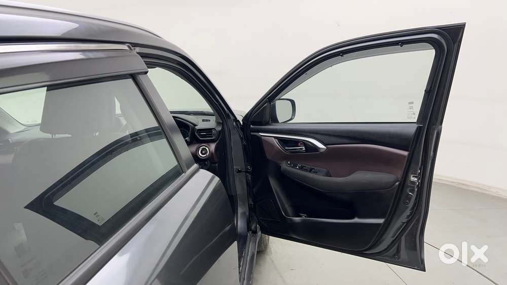 Maruti Suzuki Grand Vitara 1.5 Delta Smart Hybrid, 2025, Petrol