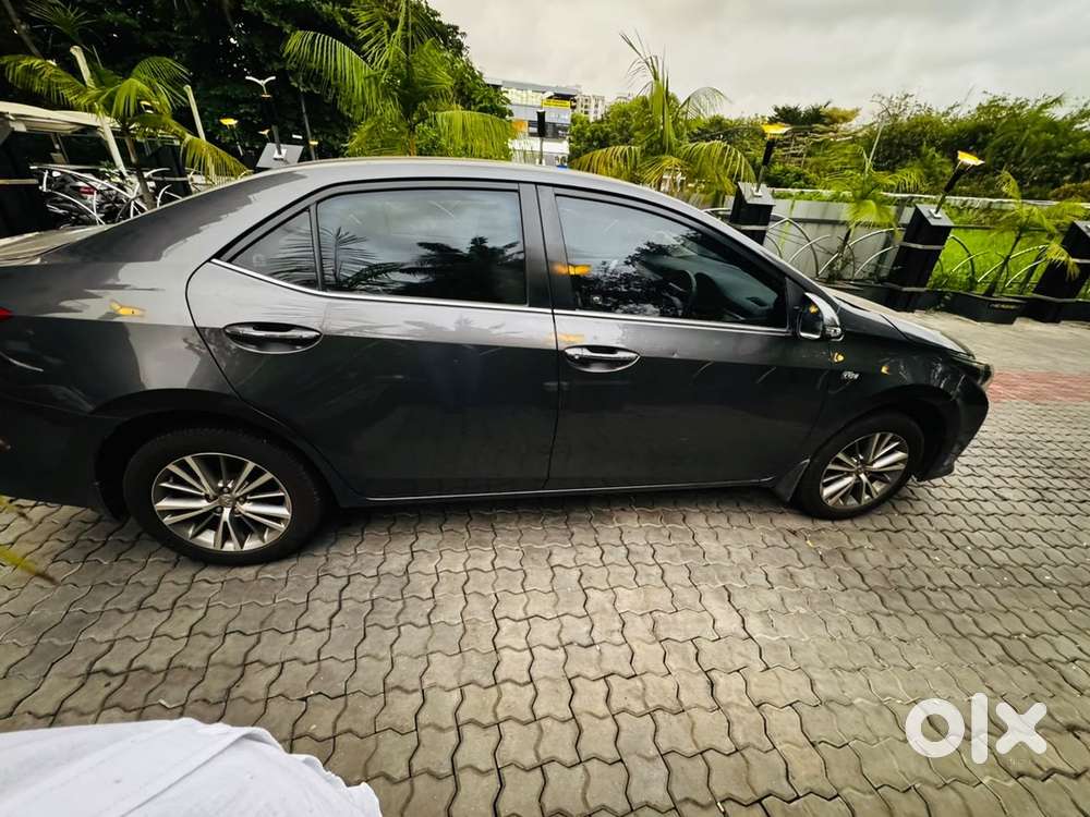 Toyota Corolla Altis 2014