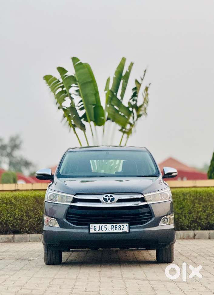 Toyota Innova Crysta 2.8z Automatic, 2016, Diesel