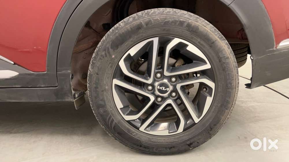 Kia Carens 1.5 Luxury Plus Diesel At 6 Str, 2022, Diesel