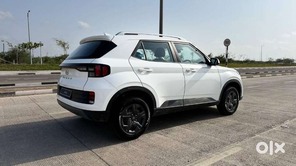 Hyundai Venue Sx, 2024, Petrol