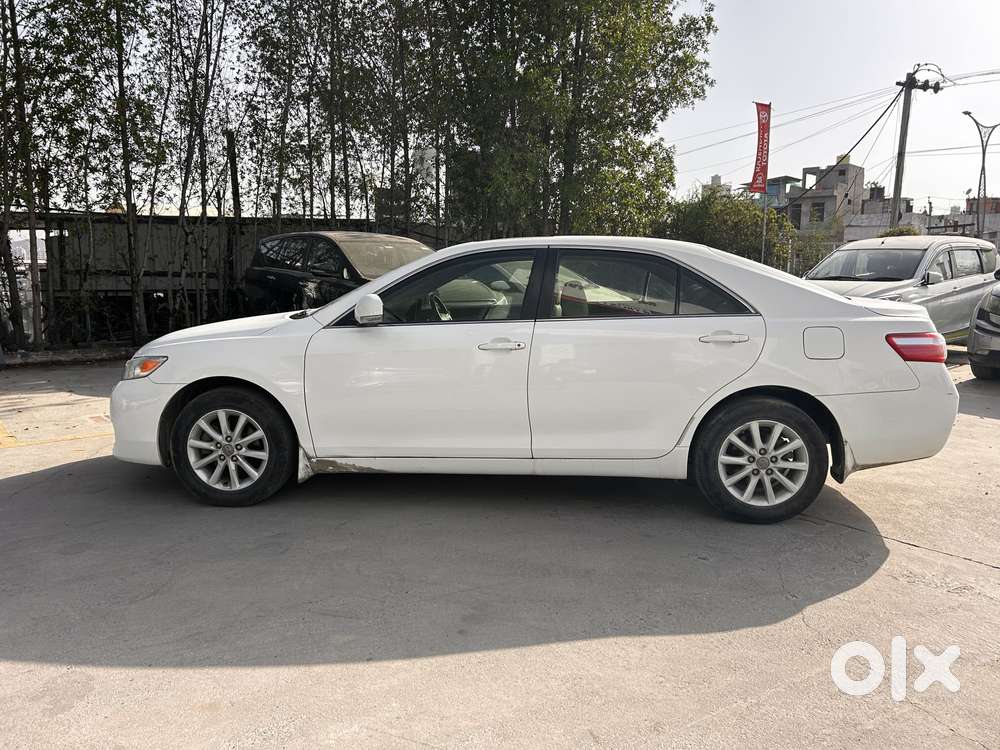 Toyota Camry V4 (mt), 2011, Petrol