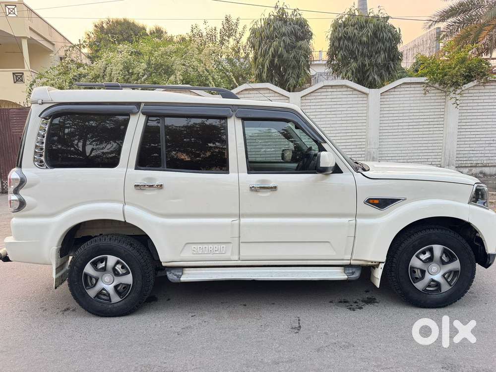 Mahindra Scorpio