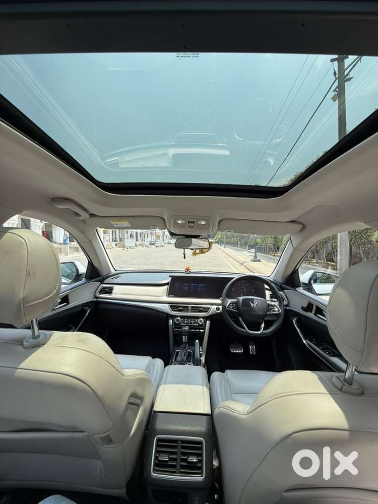 Mahindra Xuv700 Diesel 2022 Automatic Variant