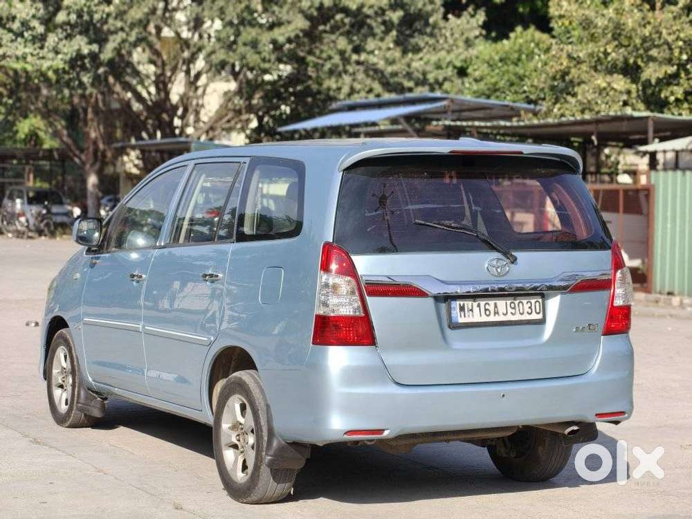 Toyota Innova 2004-2011 2.5 G4 Diesel 8-seater, 2011, Diesel