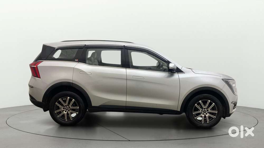 Mahindra Xuv700 2.0 Ax 7 Petrol At Luxury Pack Str, 2022, Petrol