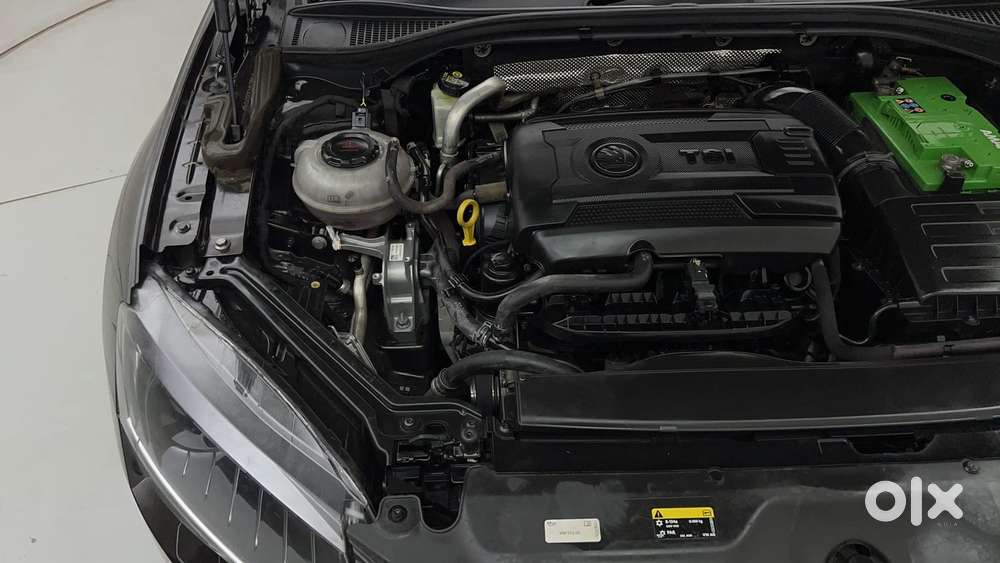 Skoda Superb [ ] 1.8 Style Tsi At, 2018, Petrol