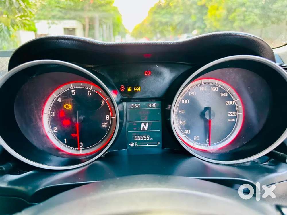 Maruti Suzuki Swift Amt Vxi, 2018, Petrol