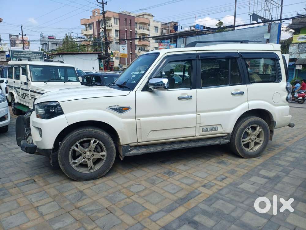 Mahindra Scorpio S10 7 Seater, 2017, Diesel
