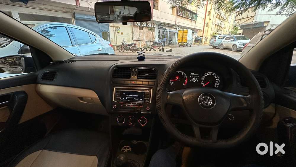 Volkswagen Ameo Petrol 2016